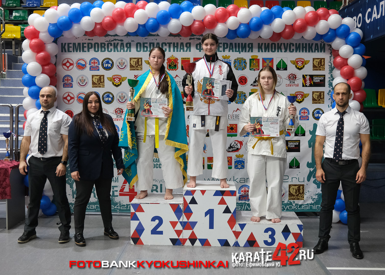 EfimovskeyYuG-9570
