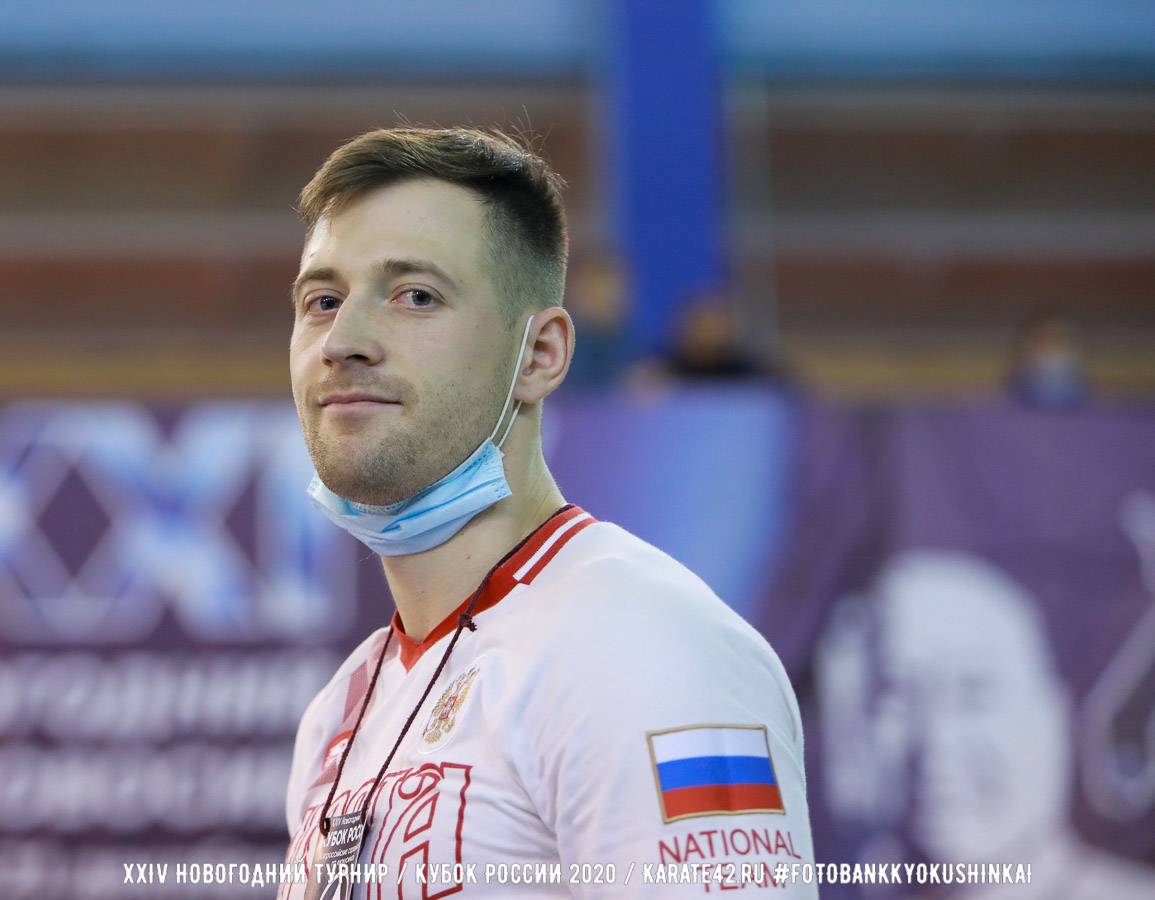 EfimovskiYU-0172