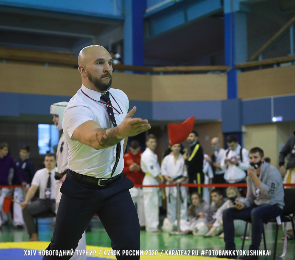 EfimovskiYU-9584