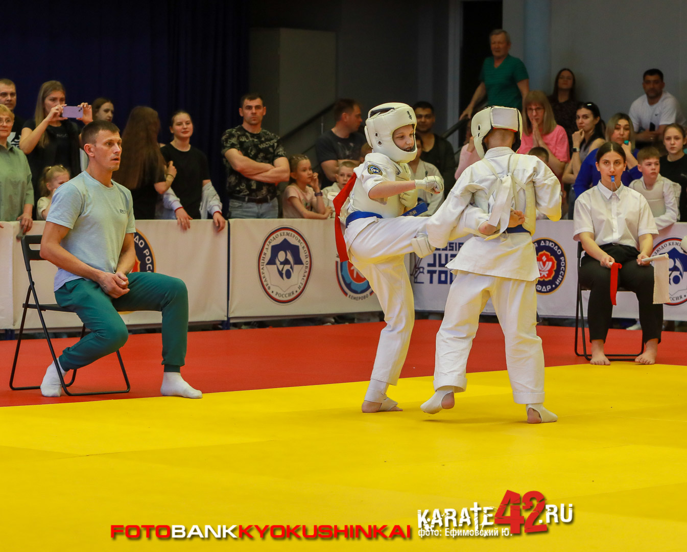 EfimovskiyYGenn-0880