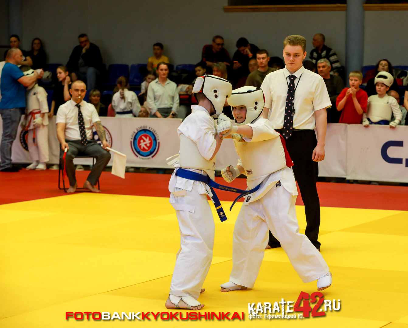 EfimovskiyYGenn-0987